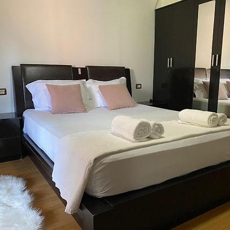 Bertis Guest House Gjirokaster Ngoại thất bức ảnh